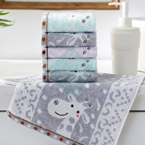 China Bulk Custom cotton hand towels manufacturer Embroidery PET Pattern Bamboo Towels Producer